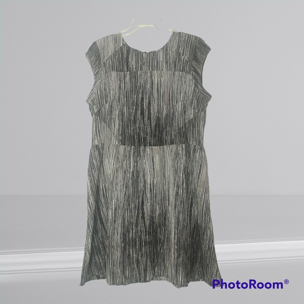 Mossimo Black & White Striped Shift Dress Size XL Knee Length Cap Sleeves Lined